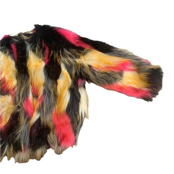 Finger In The Nose Toddler Faux Fur Jacket - Picture 2 of 6